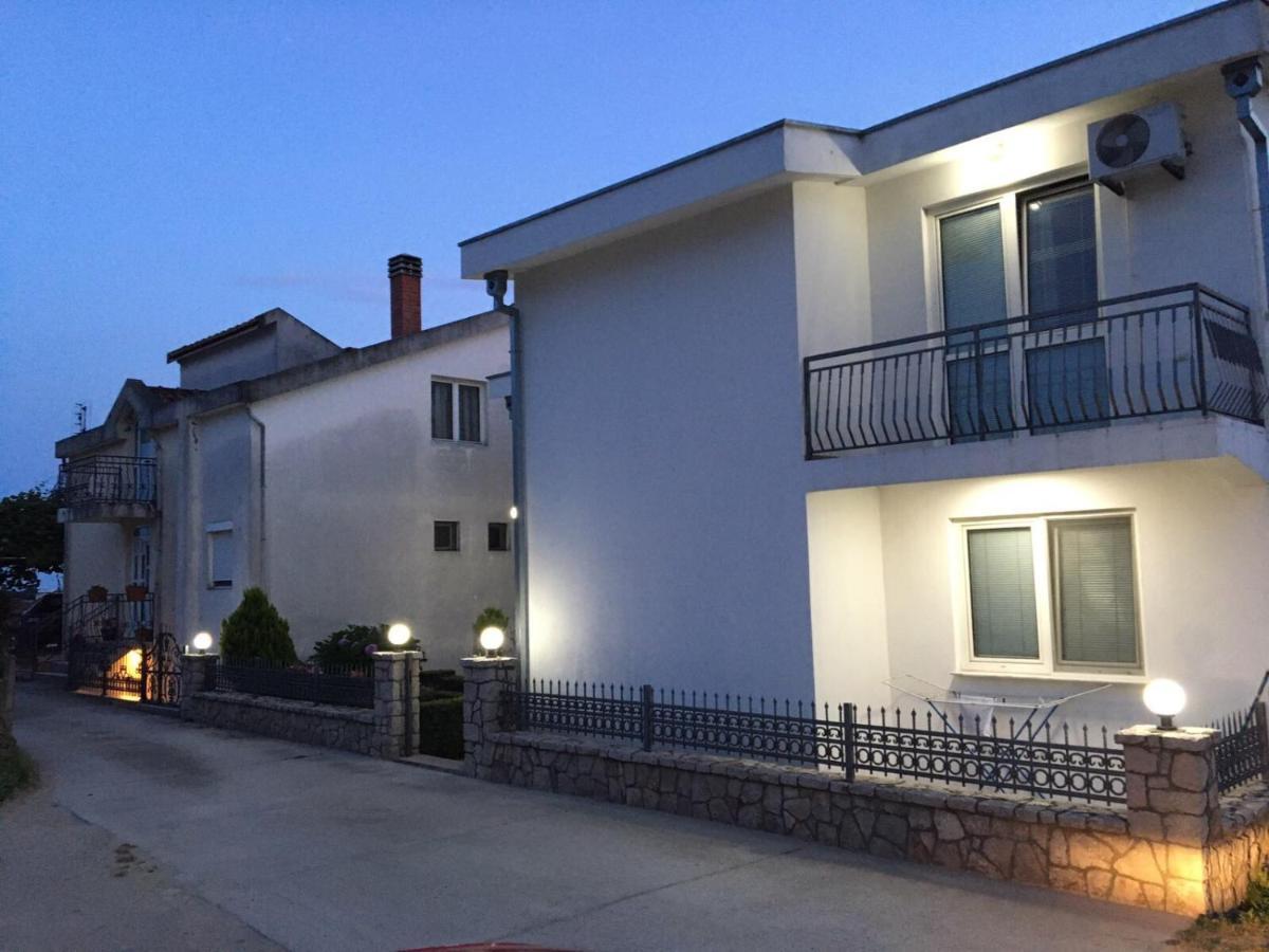 Kasneci Apartments Улцинь Экстерьер фото
